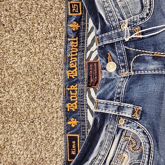 NWT Rock revival skinny jeans - Picture 5 of 6